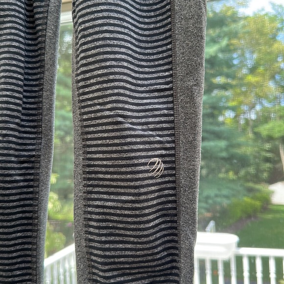 MPG S EUC Full length Leggings Gray - Picture 3 of 7